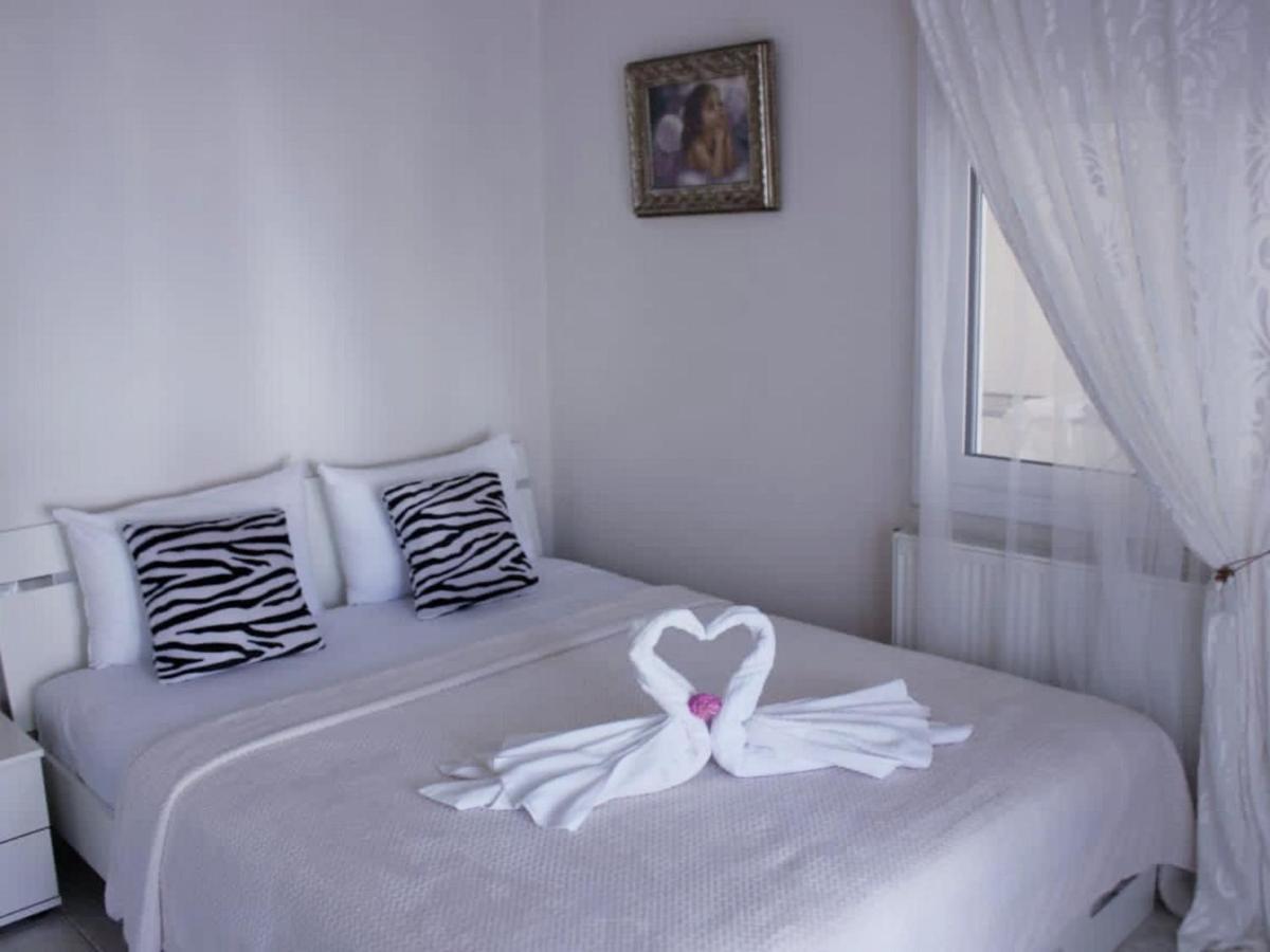 Royal House Apartment เนอามูดาเนีย ภายนอก รูปภาพ